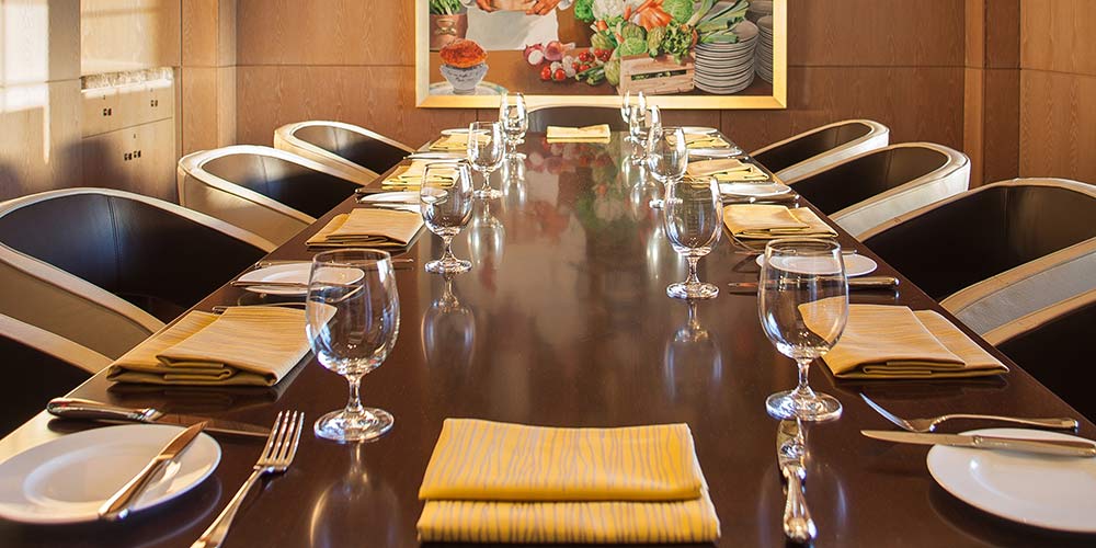 Le Petit Chef - 3D Dining Experience