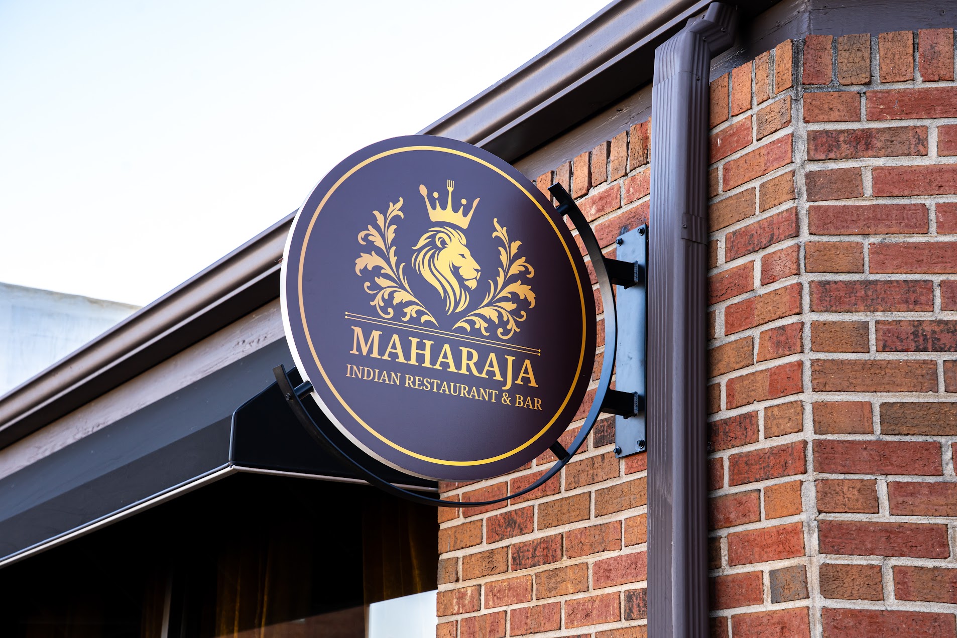 Maharaja Indian Restaurant & Bar
